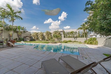 Casa à venda com 534m², 4 quartos e 4 vagas