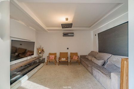 Casa à venda com 4 quartos, 534m² em Villa Lombarda, Valinhos