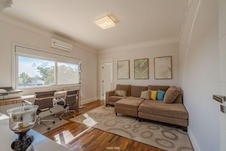Casa à venda com 4 quartos, 534m² em Villa Lombarda, Valinhos