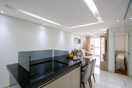 Apartamento à venda com 62m², 2 quartos e 2 vagas Apartamento à venda com 62m², 2 quartos e 2 vagasCozinha