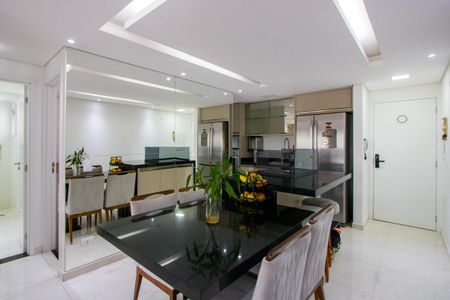 Apartamento à venda com 62m², 2 quartos e 2 vagas Apartamento à venda com 62m², 2 quartos e 2 vagasSala