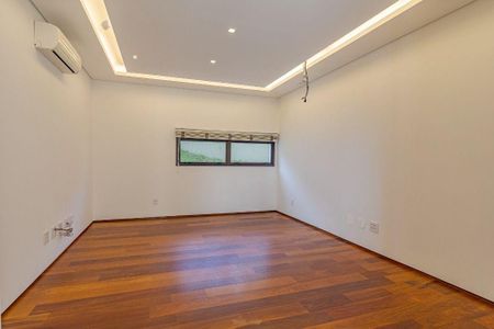 Casa à venda com 5 quartos, 429m² em Jardim Europa, Valinhos