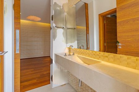 Casa à venda com 429m², 5 quartos e 3 vagas