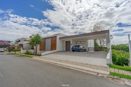 Casa à venda com 429m², 5 quartos e 3 vagas