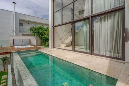 Casa à venda com 429m², 5 quartos e 3 vagas