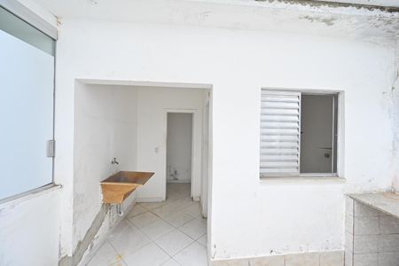 Casa para alugar com 215m², 4 quartos e 3 vagas Casa para alugar com 215m², 4 quartos e 3 vagasLavanderia