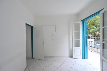 Casa para alugar com 215m², 4 quartos e 3 vagas Casa para alugar com 215m², 4 quartos e 3 vagasQuarto 2