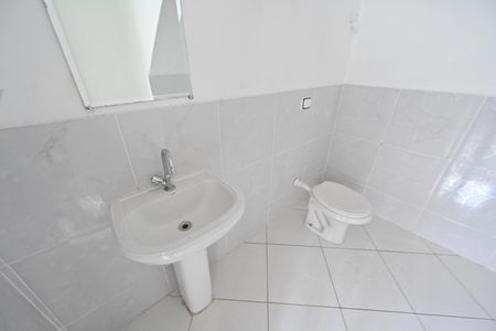 Casa para alugar com 215m², 4 quartos e 3 vagas Casa para alugar com 215m², 4 quartos e 3 vagasBanheiro da Suíte