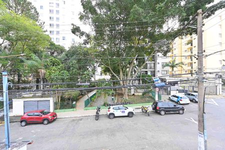 Casa para alugar com 215m², 4 quartos e 3 vagas Casa para alugar com 215m², 4 quartos e 3 vagasVista do Quarto 2
