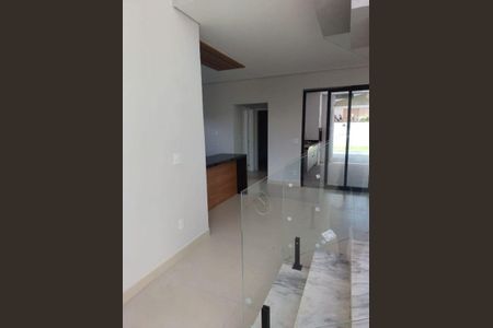Casa à venda com 3 quartos, 230m² em Colina dos Pinheiros, Valinhos