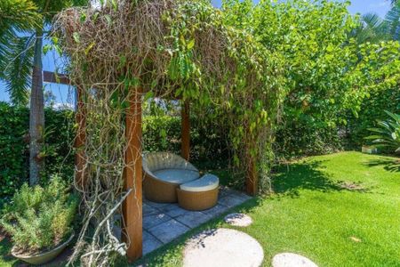 Casa à venda com 391m², 4 quartos e 4 vagas