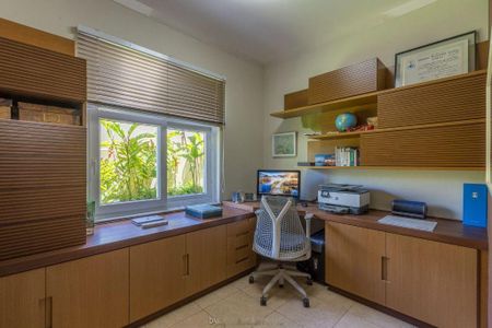 Casa à venda com 4 quartos, 391m² em Dos Ortizes, Valinhos
