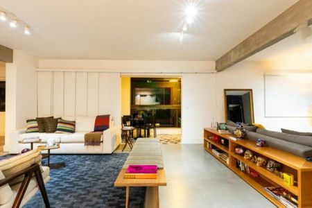 Apartamento à venda com 3 quartos, 200m² em Indianópolis, São Paulo