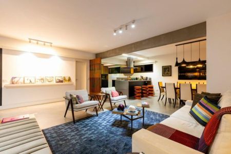 Apartamento à venda com 3 quartos, 200m² em Indianópolis, São Paulo