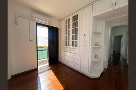 Apartamento à venda com 176m², 3 quartos e 3 vagas