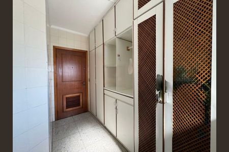 Apartamento à venda com 176m², 3 quartos e 3 vagas