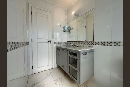Apartamento à venda com 176m², 3 quartos e 3 vagas