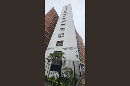 Apartamento à venda com 141m², 3 quartos e 1 vaga Apartamento à venda com 141m², 3 quartos e 1 vagaFachada
