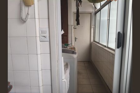 Apartamento à venda com 141m², 3 quartos e 1 vaga Apartamento à venda com 141m², 3 quartos e 1 vagaÁrea de serviço
