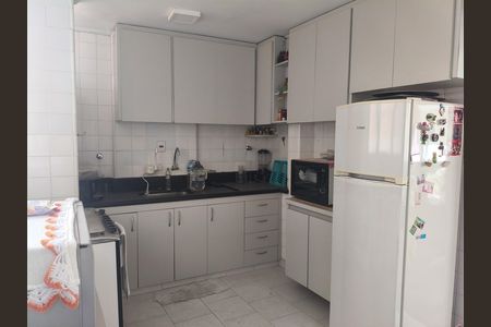 Apartamento à venda com 141m², 3 quartos e 1 vaga Apartamento à venda com 141m², 3 quartos e 1 vagaCozinha