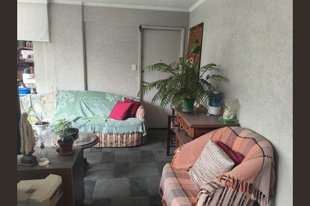 Apartamento à venda com 141m², 3 quartos e 1 vaga Apartamento à venda com 141m², 3 quartos e 1 vagaSala