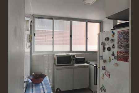 Apartamento à venda com 141m², 3 quartos e 1 vaga Apartamento à venda com 141m², 3 quartos e 1 vagaCozinha