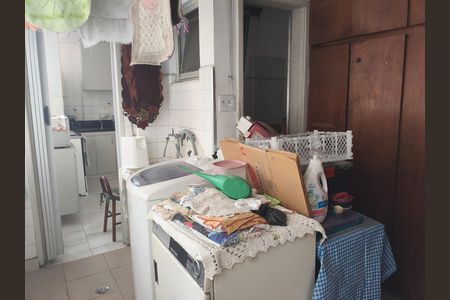 Apartamento à venda com 141m², 3 quartos e 1 vaga Apartamento à venda com 141m², 3 quartos e 1 vagaÁrea de Serviço