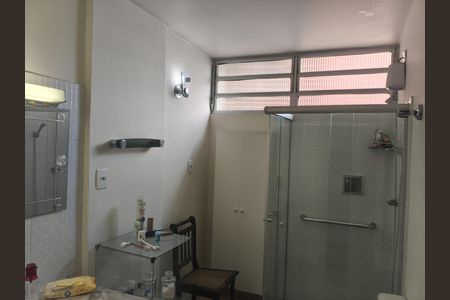 Apartamento à venda com 141m², 3 quartos e 1 vaga Apartamento à venda com 141m², 3 quartos e 1 vagaBanheiro