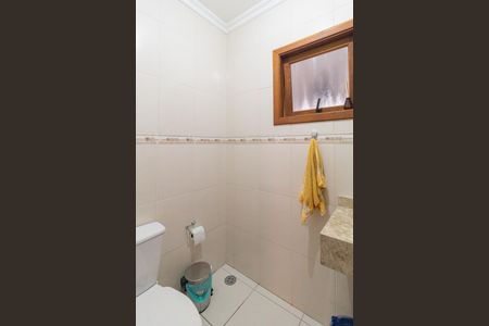 Casa à venda com 225m², 3 quartos e 5 vagas Casa à venda com 225m², 3 quartos e 5 vagasLavabo
