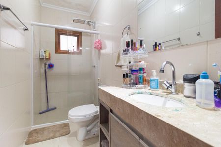 Casa à venda com 225m², 3 quartos e 5 vagas Casa à venda com 225m², 3 quartos e 5 vagasBanheiro da Suíte 2