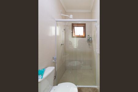 Casa à venda com 225m², 3 quartos e 5 vagas Casa à venda com 225m², 3 quartos e 5 vagasBanheiro da Suíte 1