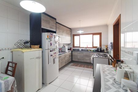 Casa à venda com 225m², 3 quartos e 5 vagas Casa à venda com 225m², 3 quartos e 5 vagasCozinha