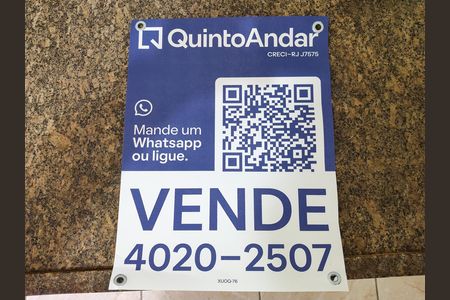 Apartamento à venda com 76m², 2 quartos e 1 vaga Apartamento à venda com 76m², 2 quartos e 1 vagaPlaca
