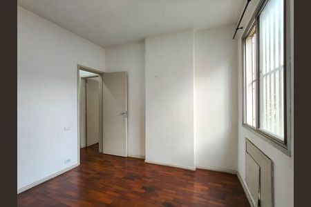 Apartamento à venda com 76m², 2 quartos e 1 vaga Apartamento à venda com 76m², 2 quartos e 1 vagaQuarto
