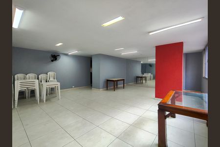 Apartamento à venda com 76m², 2 quartos e 1 vaga