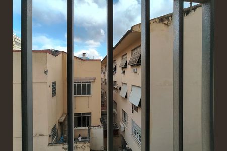 Apartamento à venda com 76m², 2 quartos e 1 vaga Apartamento à venda com 76m², 2 quartos e 1 vagaVista do Quarto