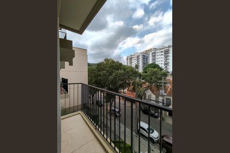 Apartamento à venda com 76m², 2 quartos e 1 vaga Apartamento à venda com 76m², 2 quartos e 1 vagaVaranda da Suíte