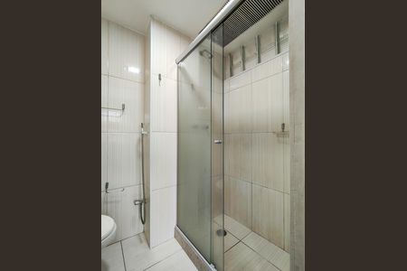 Apartamento à venda com 76m², 2 quartos e 1 vaga Apartamento à venda com 76m², 2 quartos e 1 vagaBanheiro Corredor