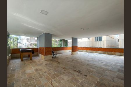 Apartamento à venda com 76m², 2 quartos e 1 vaga