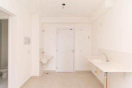 Apartamento para alugar com 40m², 2 quartos e sem vaga Apartamento para alugar com 40m², 2 quartos e sem vagaCozinha e Área de Serviço