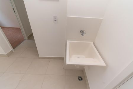 Apartamento para alugar com 40m², 2 quartos e sem vaga Apartamento para alugar com 40m², 2 quartos e sem vagaÁrea de Serviço