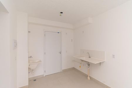 Apartamento para alugar com 40m², 2 quartos e sem vaga Apartamento para alugar com 40m², 2 quartos e sem vagaCozinha e Área de Serviço