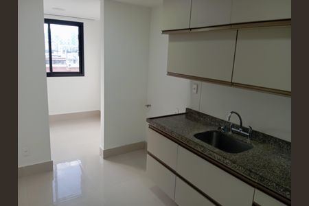 Cozinha de apartamento para alugar com 2 quartos, 133m² em Barra da Tijuca, Rio de Janeiro