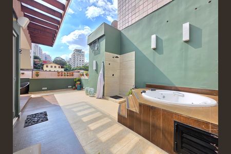 Apartamento à venda com 270m², 4 quartos e 4 vagas Apartamento à venda com 270m², 4 quartos e 4 vagasCobertura - SPA
