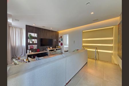 Apartamento à venda com 270m², 4 quartos e 4 vagas Apartamento à venda com 270m², 4 quartos e 4 vagasSala 2 andar