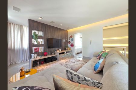 Apartamento à venda com 270m², 4 quartos e 4 vagas Apartamento à venda com 270m², 4 quartos e 4 vagasSala 2 andar