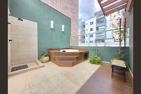Apartamento à venda com 270m², 4 quartos e 4 vagas Apartamento à venda com 270m², 4 quartos e 4 vagasCobertura- SPA