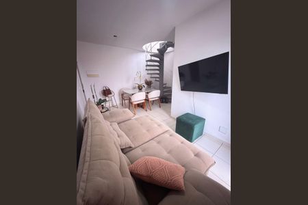 Apartamento para alugar com 114m², 3 quartos e 1 vaga Apartamento para alugar com 114m², 3 quartos e 1 vagaSala