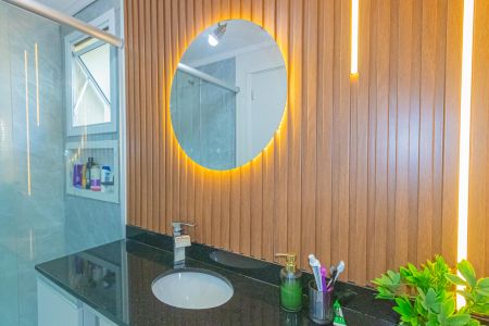 Apartamento à venda com 78m², 2 quartos e 2 vagas Apartamento à venda com 78m², 2 quartos e 2 vagasBanheiro da Suíte