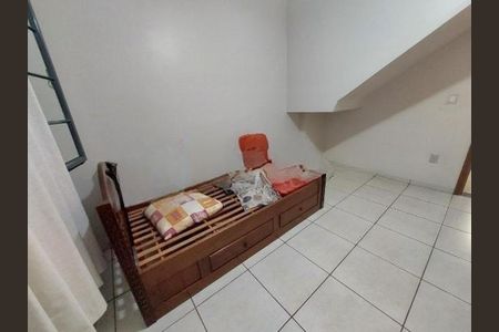 Casa à venda com 3 quartos, 235m² em Jardim Imperial, Valinhos